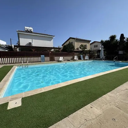 Lazuli Stylish 1-br W Pool & Balcony In Larnaca * Oroklini