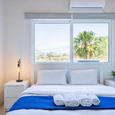 Διαμέρισμα Lazuli Stylish 1-br W Pool & Balcony In Larnaca