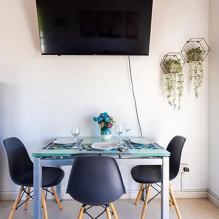 Lazuli Stylish 1-br W Pool & Balcony In Larnaca * Oroklini