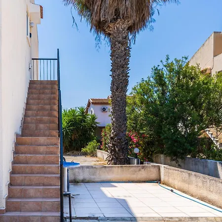 Διαμέρισμα Lazuli Stylish 1-br W Pool & Balcony In Larnaca *
