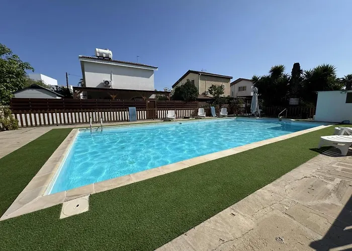 Lazuli Stylish 1-br W Pool & Balcony In Larnaca * Voroklini